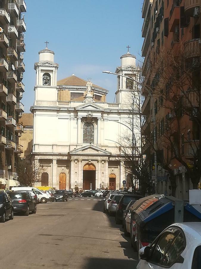 Roma Metro Furio Camillo Lägenhet Exteriör bild