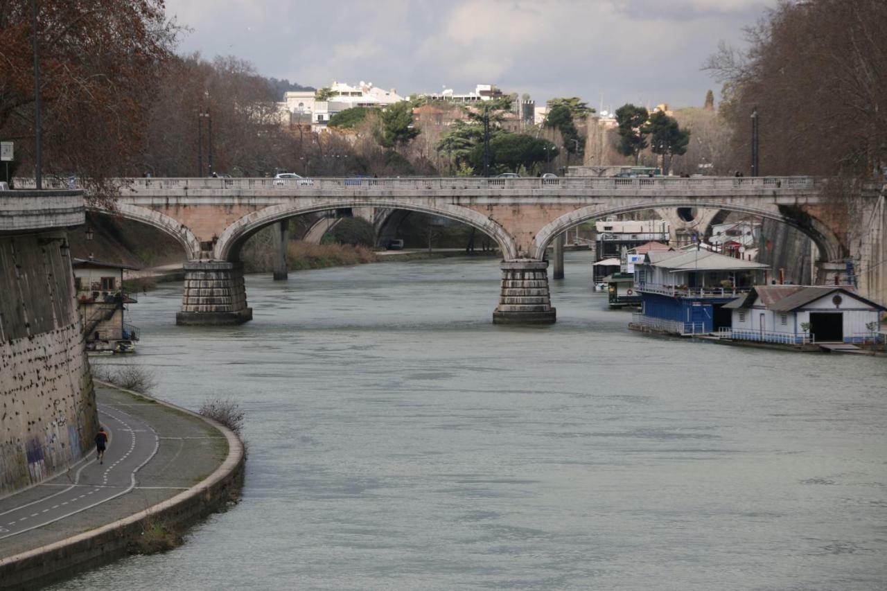 Roma Metro Furio Camillo Lägenhet Exteriör bild